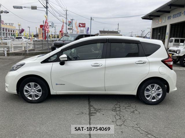 Nissan NOTE 2017-04 6996500-1