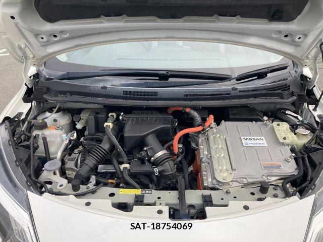 Nissan NOTE 2017-04 6996500-26