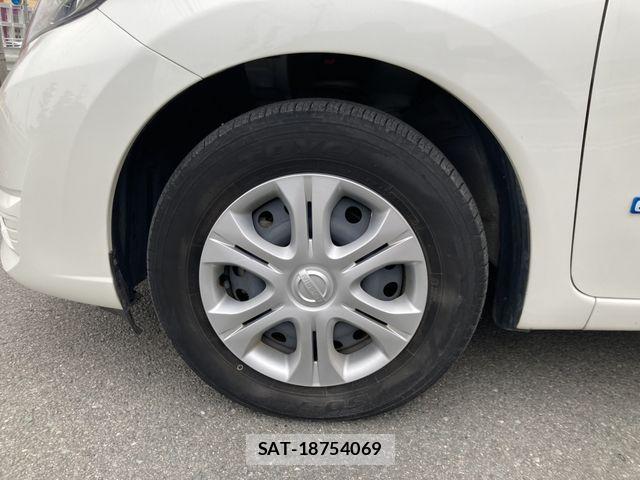 Nissan NOTE 2017-04 6996500-6