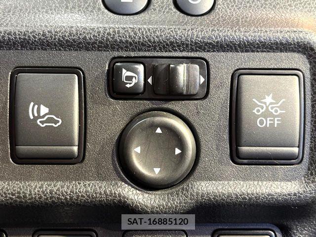 Nissan NOTE 2018-11 6996567-4