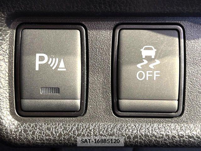 Nissan NOTE 2018-11 6996567-5
