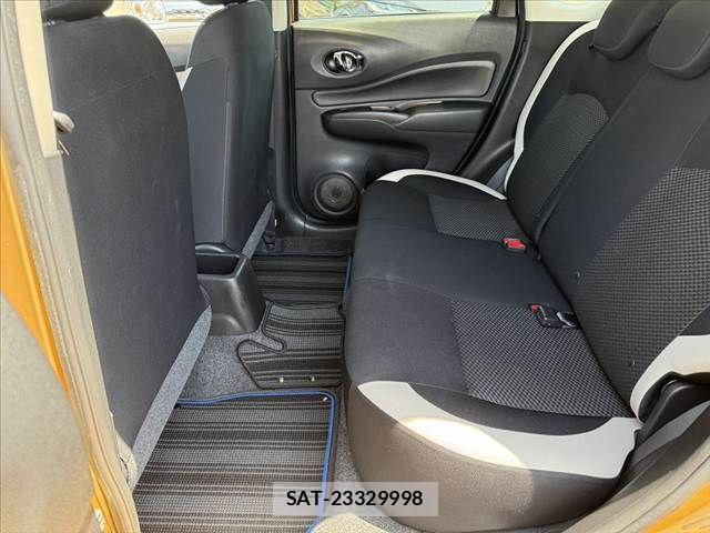 Nissan NOTE 2017-06 6996588-18