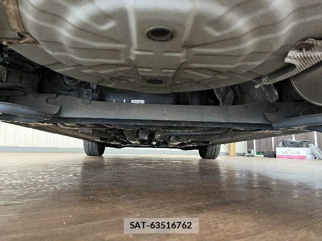 Nissan NOTE 2017-04 6996616-23