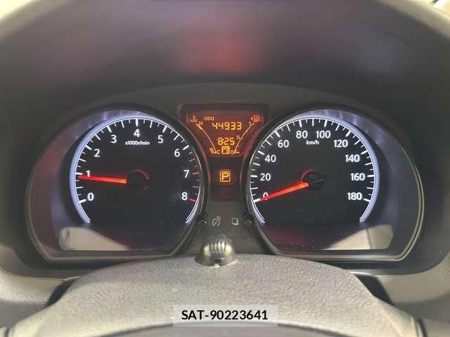 Nissan NOTE 2016-03 7021133-10