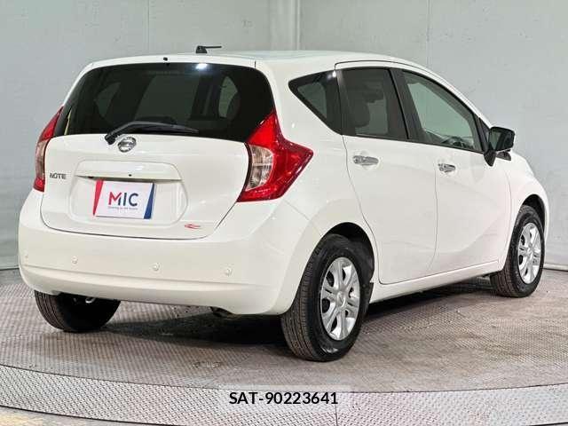 Nissan NOTE 2016-03 7021133-4