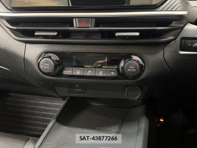 Nissan NOTE 2021-04 7021123-13