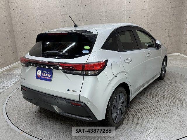 Nissan NOTE 2021-04 7021123-3