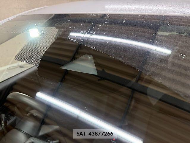 Nissan NOTE 2021-04 7021123-6