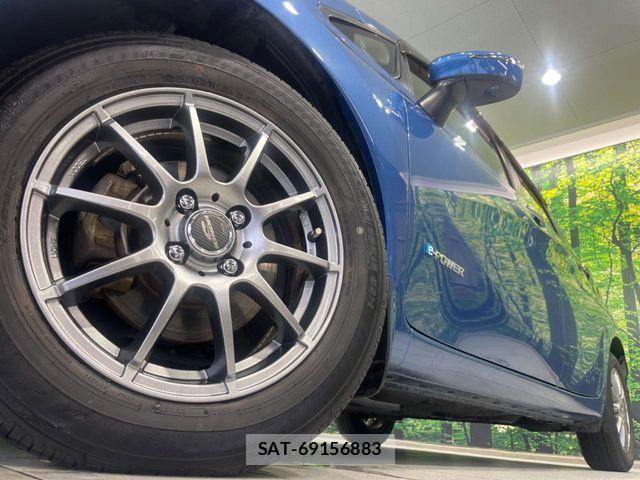 Nissan NOTE 2016-12 7021125-12