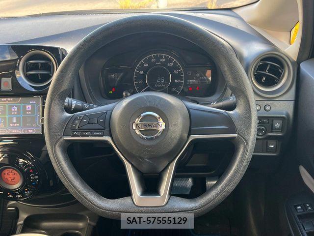 Nissan NOTE 2018-04 7021130-11