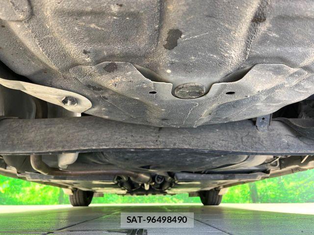 Nissan NOTE 2021-11 7021117-18