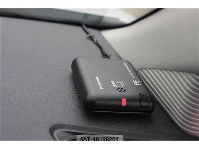 Nissan NOTE 2022-07 7021121-4