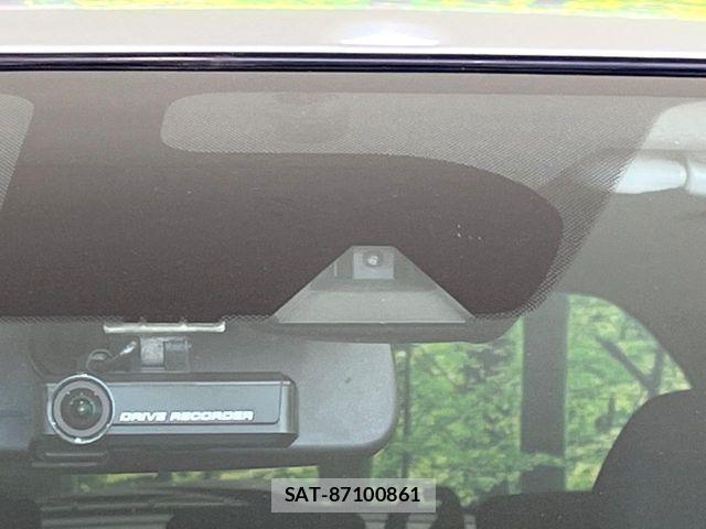 Nissan NOTE 2017-05 7021132-4
