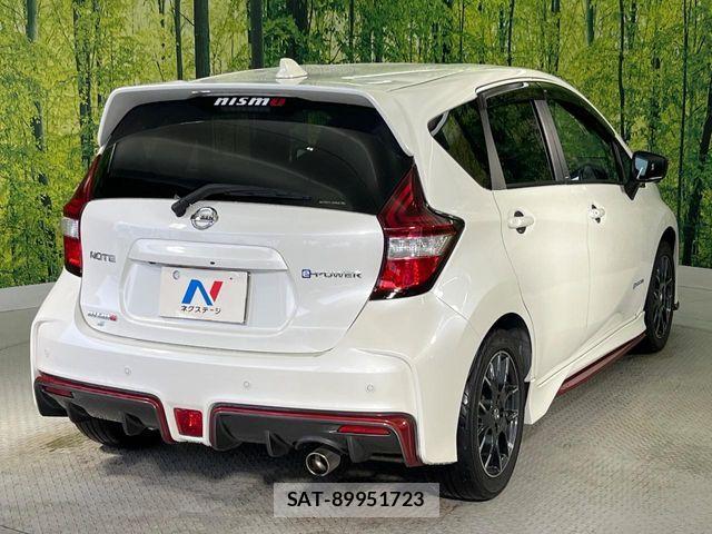 Nissan NOTE 2019-12 7021112-17