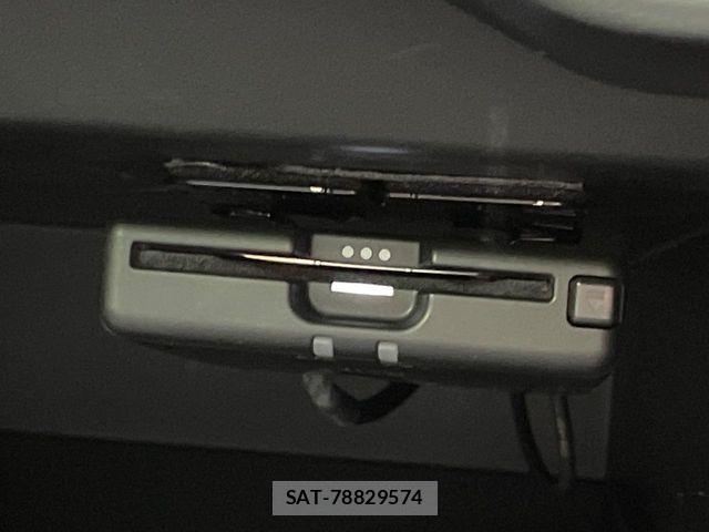 Nissan NOTE 2019-08 7021122-6