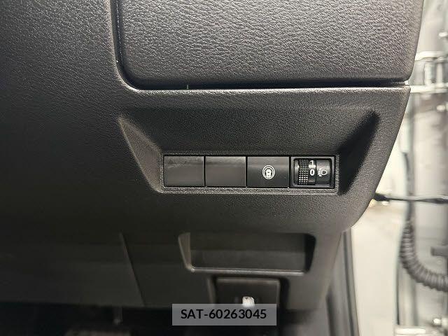 Nissan NOTE 2021-04 7021120-14