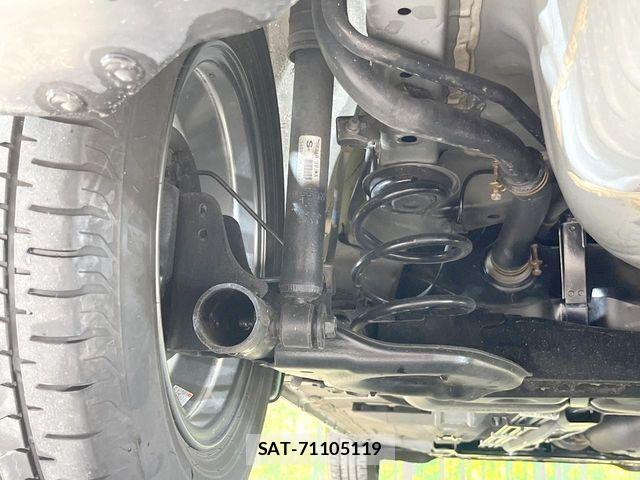 Nissan NOTE 2014-05 7060042-19
