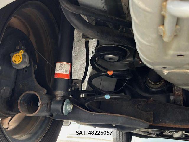 Nissan NOTE 2017-08 7060043-18