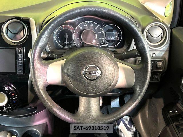 Nissan NOTE 2013-06 7060048-9