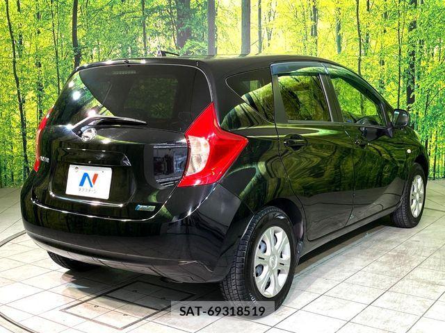 Nissan NOTE 2013-06 7060048-15