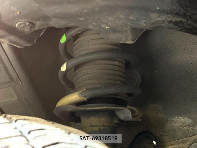 Nissan NOTE 2013-06 7060048-18