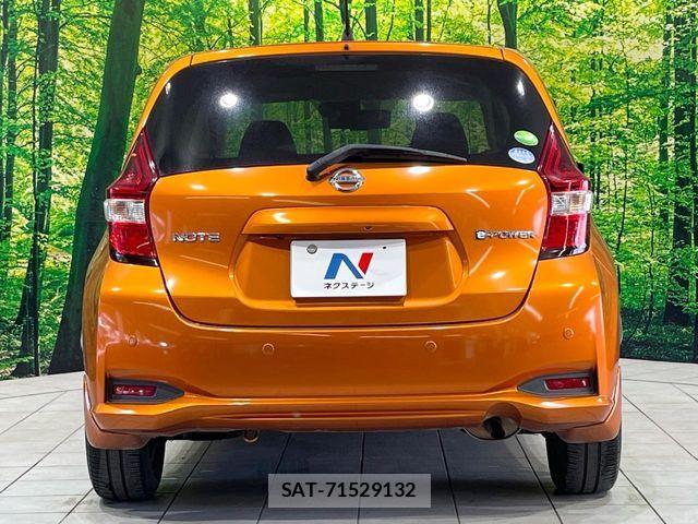 Nissan NOTE 2016-11 7060031-14