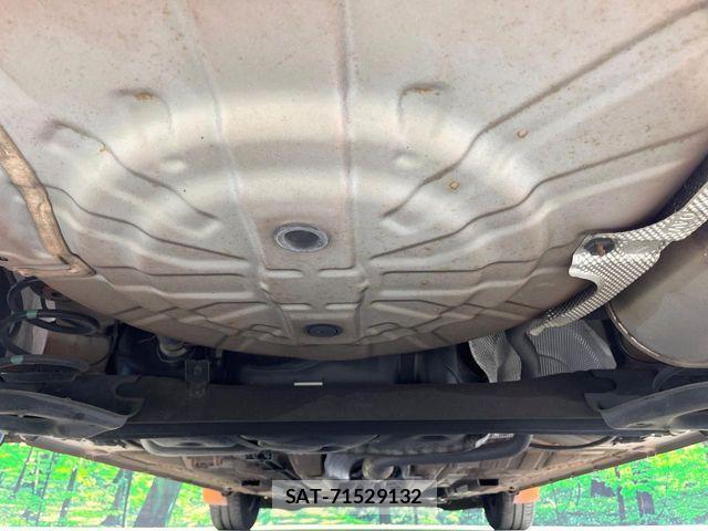 Nissan NOTE 2016-11 7060031-18