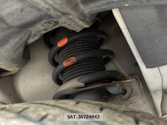 Nissan NOTE 2017-06 7060015-19
