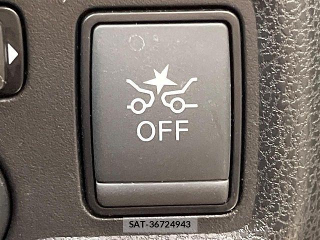 Nissan NOTE 2017-06 7060015-2