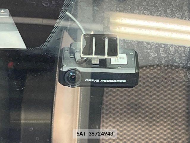 Nissan NOTE 2017-06 7060015-5