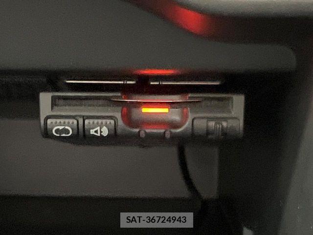 Nissan NOTE 2017-06 7060015-6
