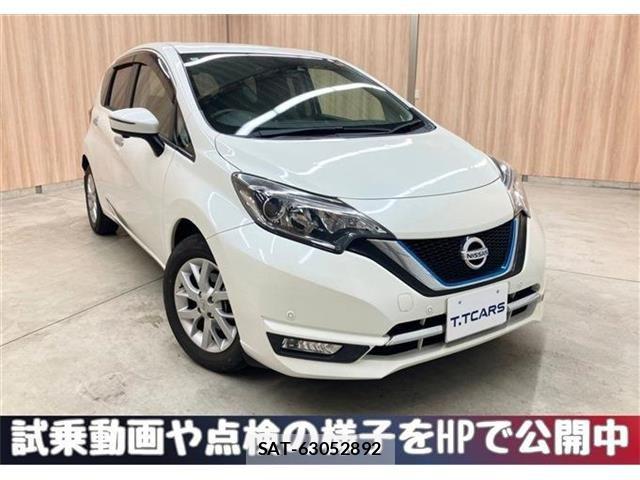 Nissan NOTE 2017-01 7060028-0