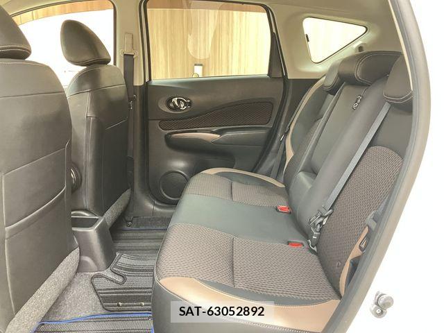 Nissan NOTE 2017-01 7060028-19