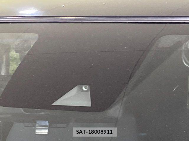 Nissan NOTE 2018-06 7060023-3