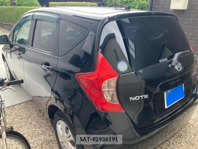 Nissan NOTE 2014-01 7060053-10