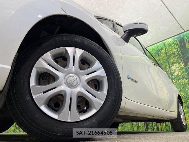 Nissan NOTE 2017-04 7060030-12