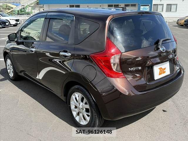 Nissan NOTE 2016-02 7060037-12