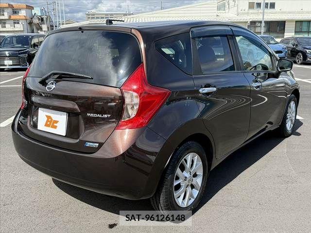 Nissan NOTE 2016-02 7060037-14