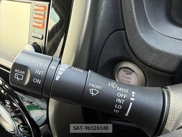 Nissan NOTE 2016-02 7060037-24