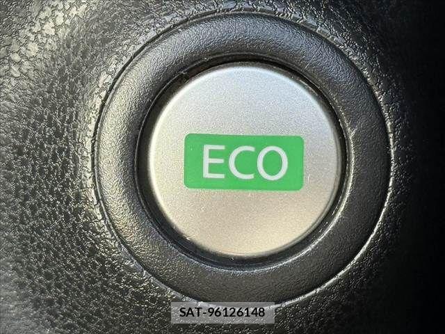 Nissan NOTE 2016-02 7060037-28