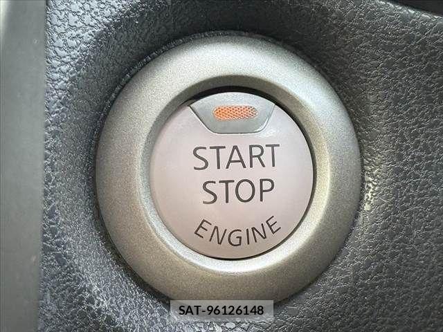 Nissan NOTE 2016-02 7060037-5