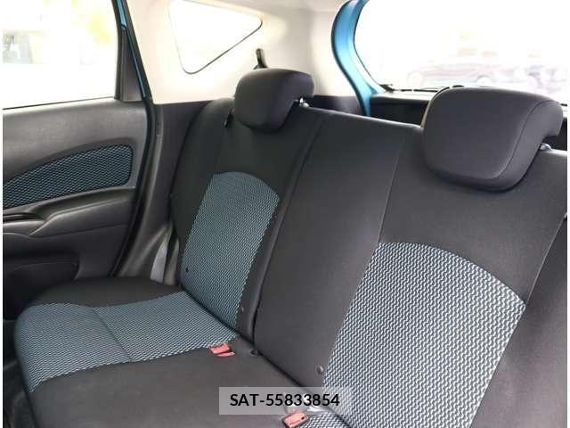 Nissan NOTE 2013-02 7060045-22