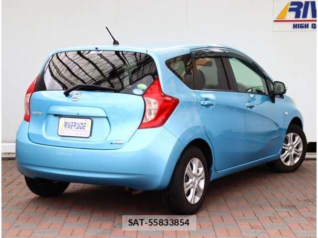 Nissan NOTE 2013-02 7060045-2