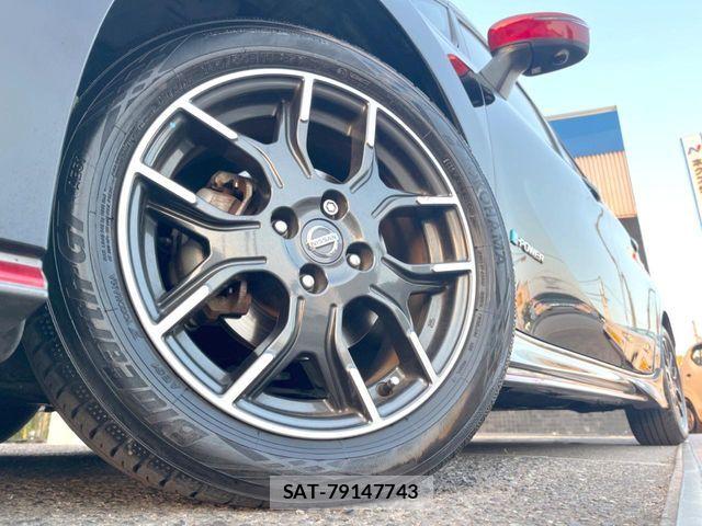 Nissan NOTE 2017-06 7060022-12