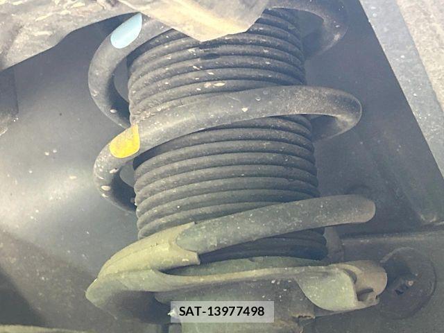 Nissan NOTE 2019-05 7060026-19