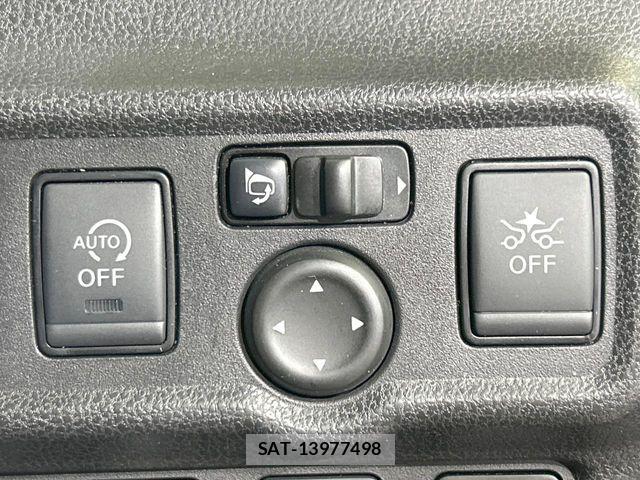 Nissan NOTE 2019-05 7060026-3