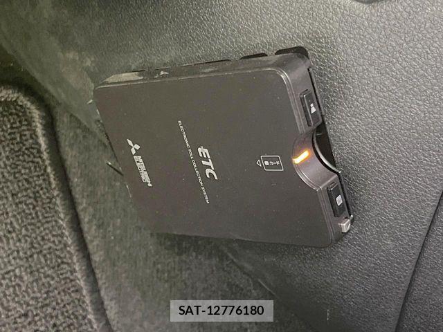 Nissan NOTE 2022-03 7060018-4