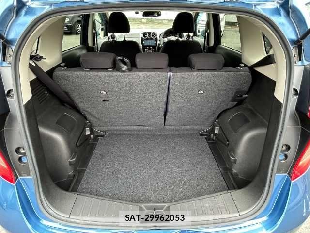 Nissan NOTE 2016-09 7060035-18
