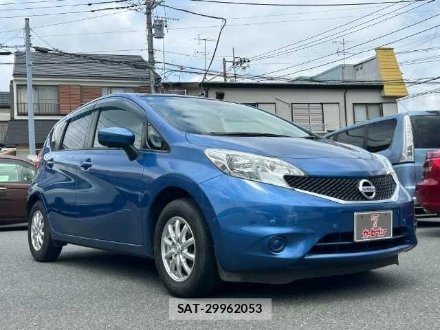 Nissan NOTE 2016-09 7060035-25