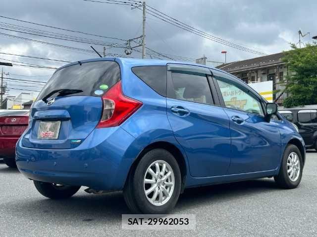Nissan NOTE 2016-09 7060035-27